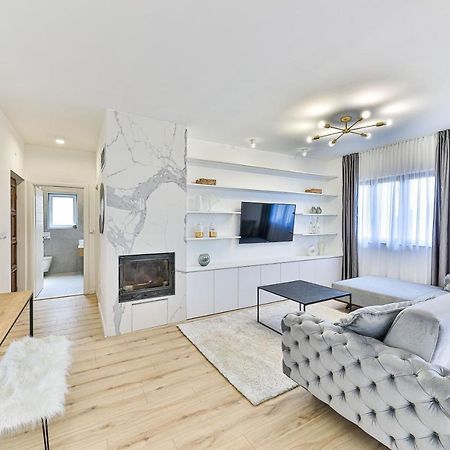 Apartmani Ana Kaštela Zewnętrze zdjęcie